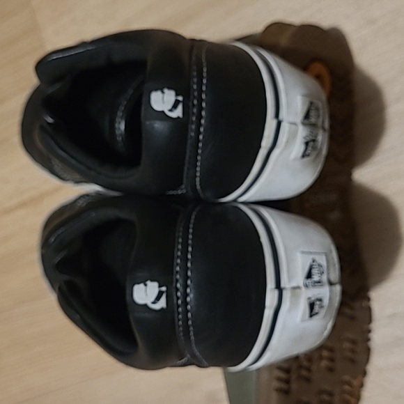 Vans x Karl Lagerfeld Old Skool Laceless Leather Platform Sneakers - Picture 5 of 8